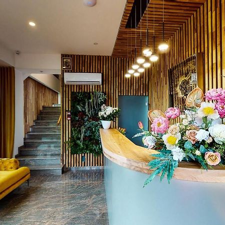 Hotel Angel Sofia Falticeni Luaran gambar