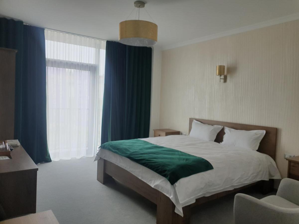Hotel Angel Sofia Falticeni Luaran gambar