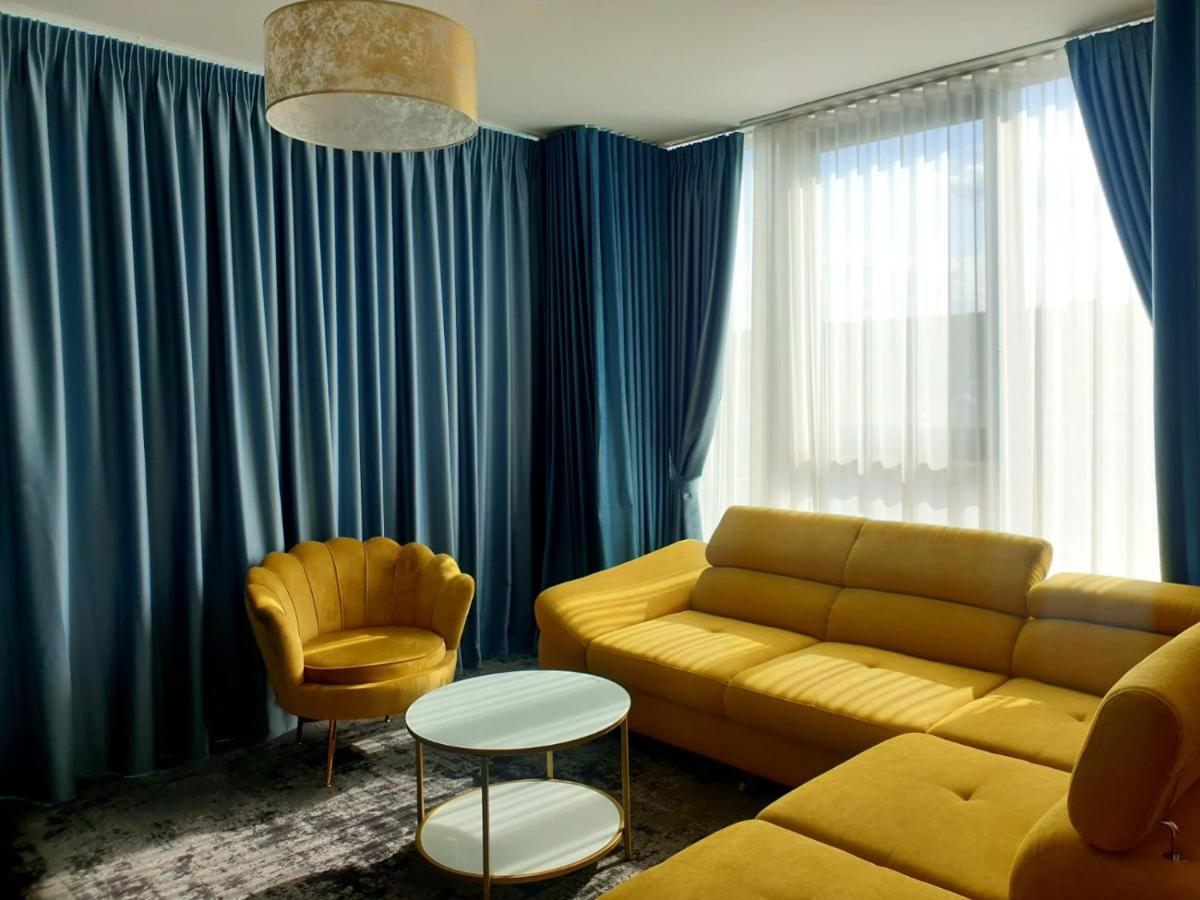Hotel Angel Sofia Falticeni Luaran gambar